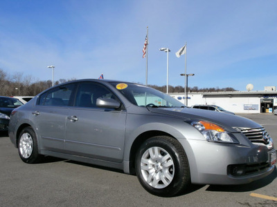 nissan altima 2009 gray sedan gasoline 4 cylinders front wheel drive automatic 13502