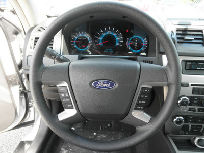 ford fusion 2012 silver sedan se gasoline 4 cylinders front wheel drive automatic 32783