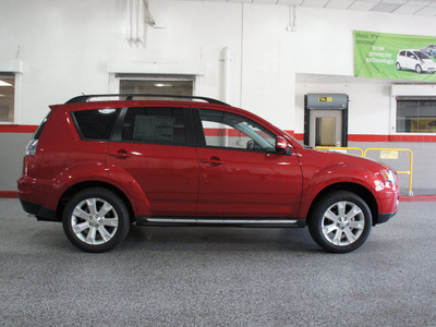 mitsubishi outlander 2013 rally red metallic gasoline 4 cylinders all whee drive automatic 44060