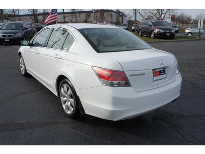 honda accord 2010 white sedan ex gasoline 4 cylinders front wheel drive 5 speed automatic 07724