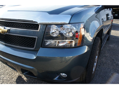 chevrolet avalanche 2009 blue granite suv ls flex fuel 8 cylinders 4 wheel drive automatic 07712