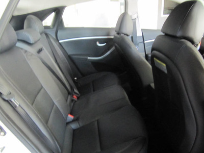 hyundai elantra 2013 white hatchback gt gasoline 4 cylinders front wheel drive automatic 28805