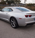 chevrolet camaro 2013 silver coupe ss gasoline 8 cylinders rear wheel drive automatic 77090