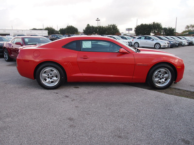 chevrolet camaro 2013 orange coupe ls gasoline 6 cylinders rear wheel drive automatic 77090