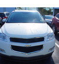 chevrolet traverse 2012 white gasoline 6 cylinders front wheel drive automatic 33177