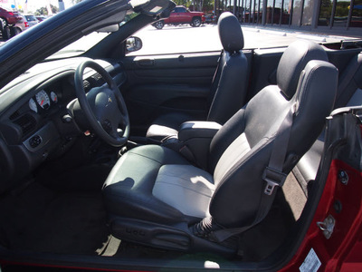 chrysler sebring 2004 red gtc gasoline 6 cylinders front wheel drive automatic 33021