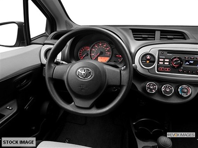 toyota yaris 2013 hatchback 3dr liftback l 5mt gasoline 4 cylinders front wheel drive 5 27707