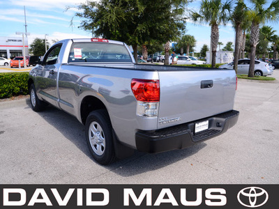 toyota tundra 2012 silver gasoline 6 cylinders 2 wheel drive automatic 32771