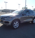 volkswagen touareg 2013 gray suv lux gasoline 6 cylinders all whee drive not specified 99336