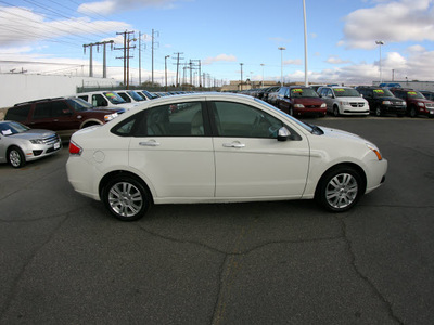 ford focus 2010 white sedan sel gasoline 4 cylinders front wheel drive automatic 79925