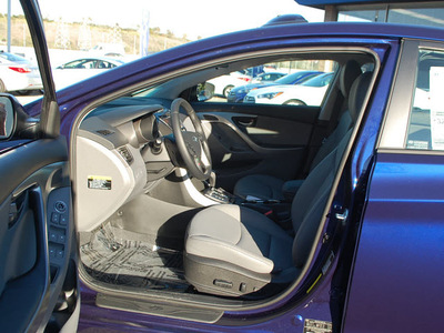 hyundai elantra 2013 dk  blue sedan limited gasoline 4 cylinders front wheel drive automatic 94010