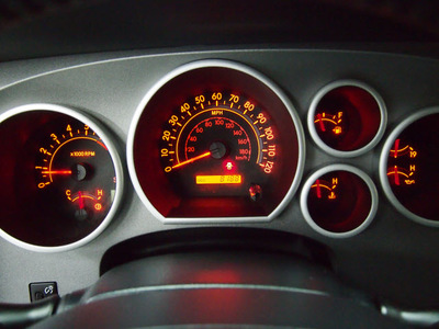 toyota tundra 2011 white grade gasoline 8 cylinders 2 wheel drive automatic 91731