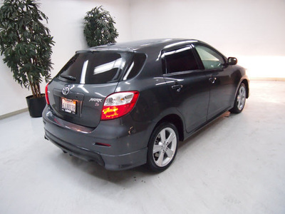 toyota matrix 2009 dk  gray hatchback s gasoline 4 cylinders front wheel drive automatic 91731