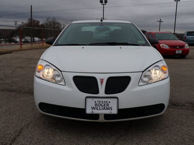 pontiac g6 2009 white sedan gasoline 6 cylinders front wheel drive automatic 76087