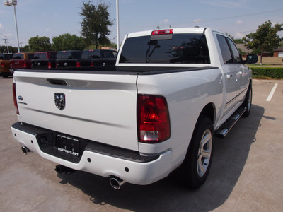 ram 1500 2012 white laramie limited gasoline 8 cylinders 2 wheel drive 6 speed automatic 75093