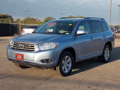 toyota highlander 2010 lt  blue suv gasoline 4 cylinders front wheel drive shiftable automatic 77074