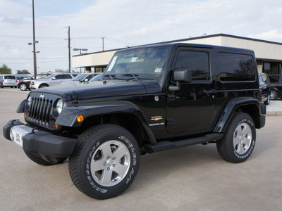 jeep wrangler 2012 black suv sahara gasoline 6 cylinders 4 wheel drive automatic 76011