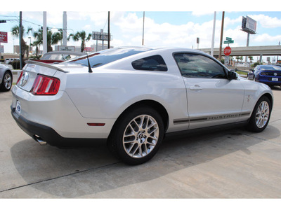 ford mustang 2012 silver coupe v6 premium gasoline 6 cylinders rear wheel drive automatic 77074