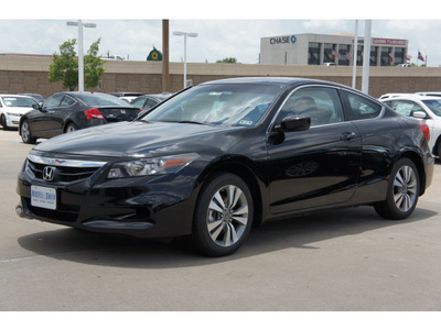 honda accord 2012 black coupe gasoline 4 cylinders front wheel drive 5 speed automatic 77025