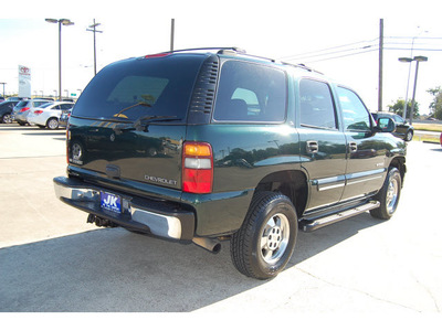chevrolet tahoe 2001 dk  green suv ls gasoline 8 cylinders rear wheel drive 4 speed automatic 77627