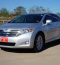 toyota venza 2011 silver fwd 4cyl gasoline 6 cylinders front wheel drive shiftable automatic 75110