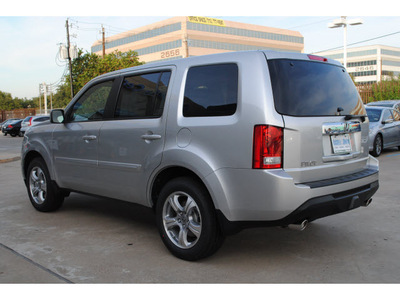 honda pilot 2013 silver suv ex l gasoline 6 cylinders front wheel drive 5 speed automatic 77025