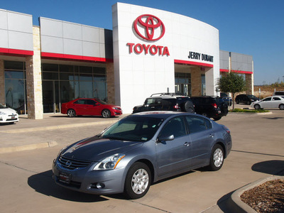 nissan altima 2012 gray sedan 2 5 s gasoline 4 cylinders front wheel drive automatic 76049