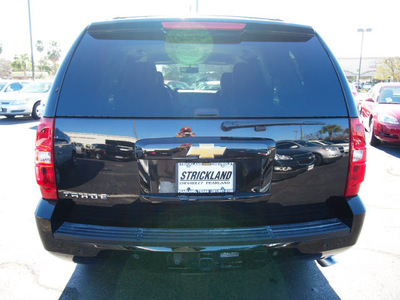 chevrolet tahoe 2013 black suv lt flex fuel 8 cylinders 2 wheel drive shiftable automatic 77581