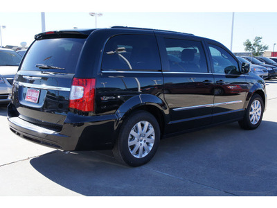 chrysler town and country 2013 black van touring flex fuel 6 cylinders front wheel drive shiftable automatic 77450