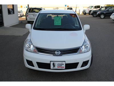 nissan versa 2011 white hatchback gasoline 4 cylinders front wheel drive automatic 78552