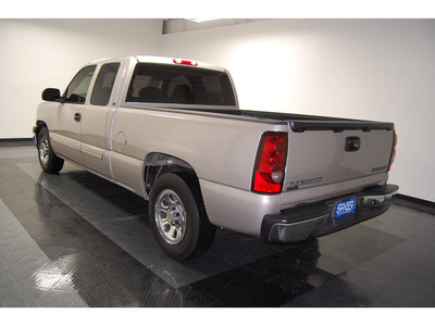 chevrolet silverado 1500 2005 silver pickup truck ls gasoline 6 cylinders rear wheel drive automatic with overdrive 77630
