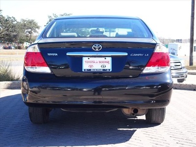 toyota camry 2005 sedan gasoline 4 cylinders front wheel drive not specified 78006