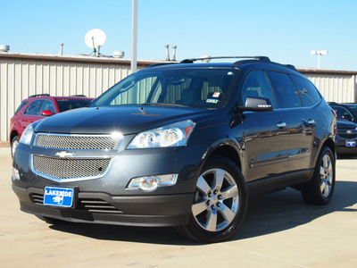 chevrolet traverse 2009 dk  gray suv ltz awd gasoline 6 cylinders all whee drive automatic 75087