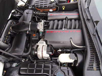 chevrolet corvette 2000 lt  gray hatchback gasoline v8 rear wheel drive automatic 75087
