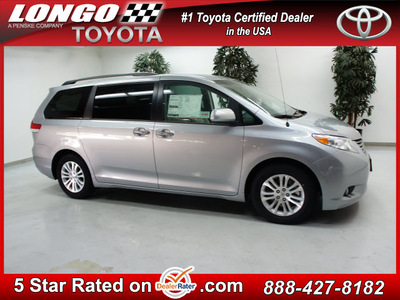 toyota sienna 2013 silver van xle 8 passenger gasoline 6 cylinders front wheel drive automatic 91731