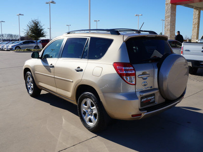 toyota rav4 2009 gold suv gasoline 4 cylinders front wheel drive automatic 76049