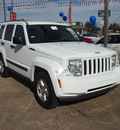 jeep liberty 2011 white suv sport gasoline 6 cylinders 2 wheel drive automatic 77657
