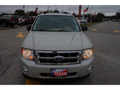 ford escape 2009 brown suv xlt gasoline 6 cylinders front wheel drive automatic 77338