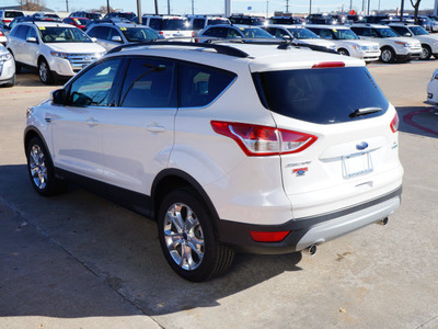 ford escape 2013 white suv fwd 4dr se gasoline 4 cylinders front wheel drive 6 speed automatic 75070