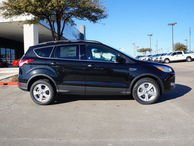 ford escape 2013 black suv fwd 4dr se gasoline 4 cylinders front wheel drive shiftable automatic 75070