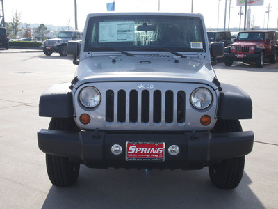 jeep wrangler 2013 silver suv sport gasoline 6 cylinders 4 wheel drive manual 77388