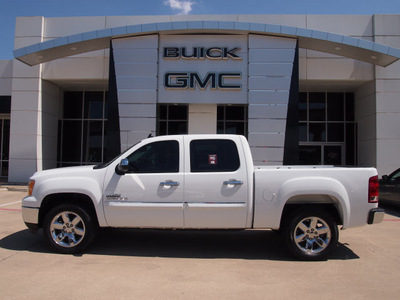 gmc sierra 1500 2013 white sle flex fuel v8 2 wheel drive automatic 75007