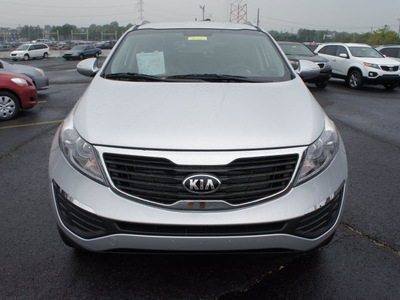 kia sportage 2013 silver lx gasoline 4 cylinders front wheel drive automatic 19153