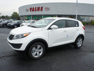 kia sportage 2013 white lx gasoline 4 cylinders front wheel drive automatic 19153