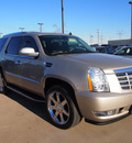 cadillac escalade 2008 gold suv gasoline 8 cylinders all whee drive 6 speed automatic 75007