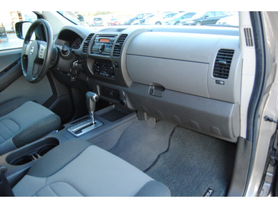 nissan xterra 2008 gray suv 6 cylinders automatic 77025