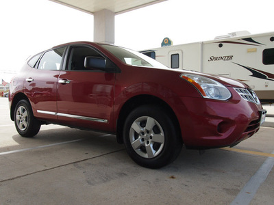 nissan rogue 2011 red gasoline 4 cylinders front wheel drive cont  variable trans  77521