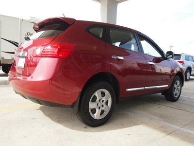 nissan rogue 2011 red gasoline 4 cylinders front wheel drive cont  variable trans  77521