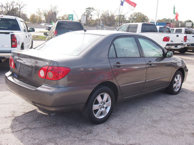 toyota corolla 2006 gray sedan le gasoline 4 cylinders front wheel drive automatic with overdrive 77020