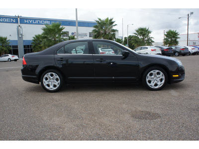 ford fusion 2011 black sedan se gasoline 4 cylinders front wheel drive automatic 78550